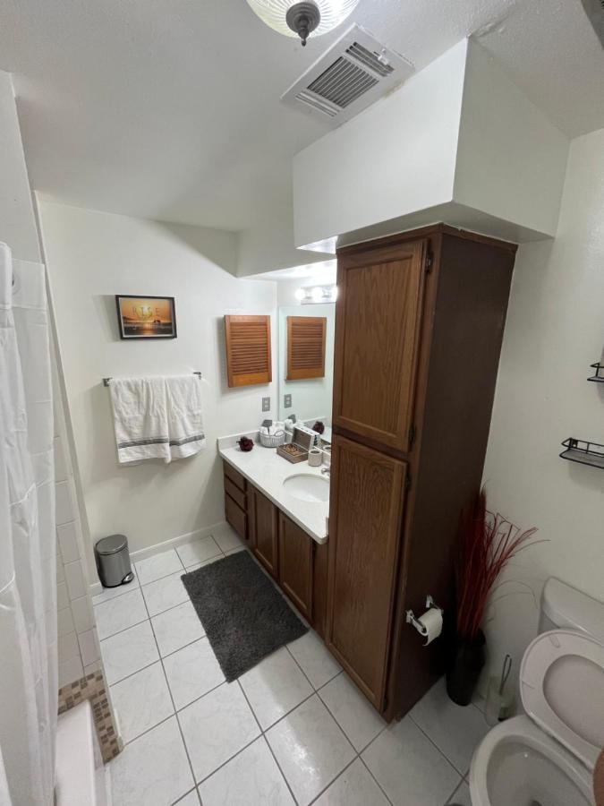 Sherbrooke Square Townhomes Хюстън Екстериор снимка