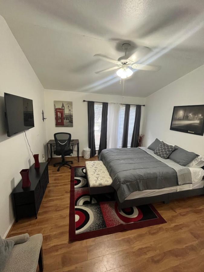 Sherbrooke Square Townhomes Хюстън Екстериор снимка
